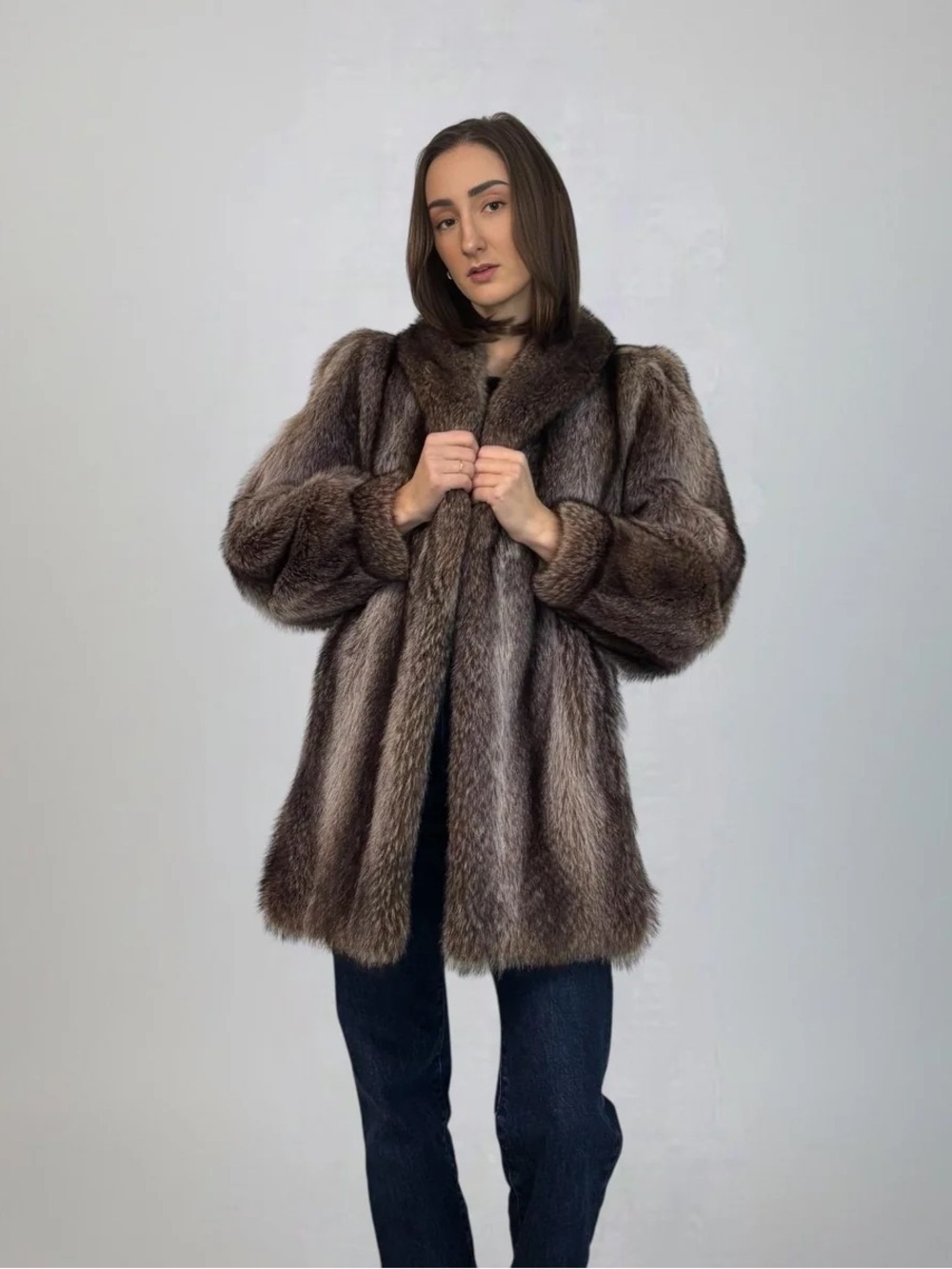 Luxurious Vintage Natural Raccoon Jacket - Picture 3 of 6